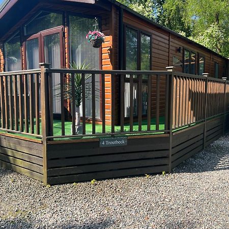 Troutbeck Hot Tub Lodge 4 Уиндермир Экстерьер фото